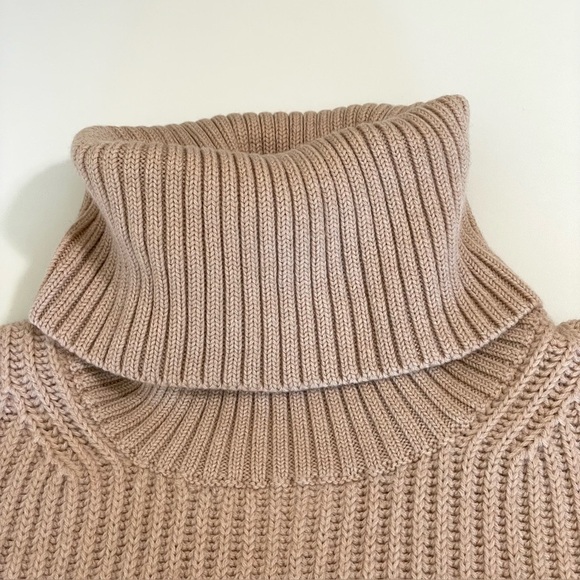 Aritzia Babaton Guell Funnel Neck Sweater Merino Wool Slouchy Turtleneck Camel L - Picture 12 of 16